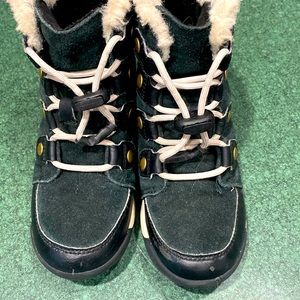 Sorel boots, Whitney II Joan lace, black suede